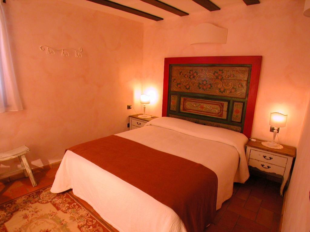 Agriturismo Istrice Innamorato กัมเปลโล ซุล กลีตุนโน ห้อง รูปภาพ