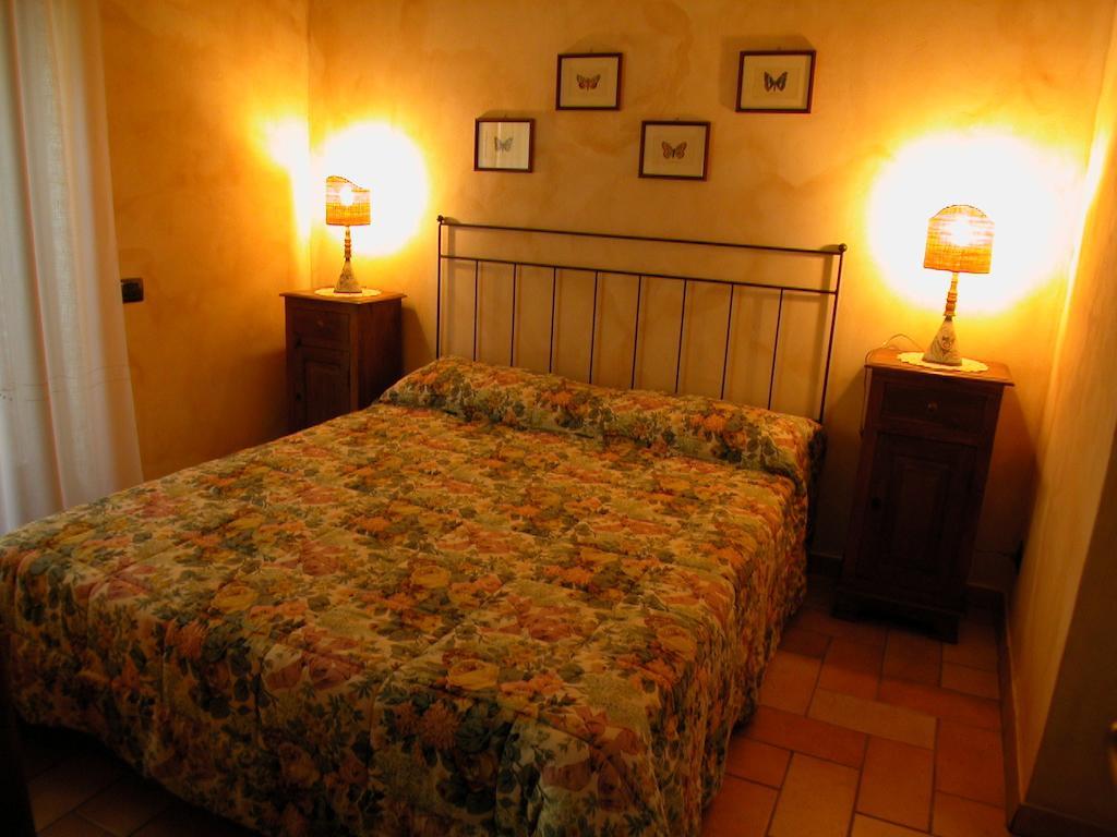 Agriturismo Istrice Innamorato กัมเปลโล ซุล กลีตุนโน ห้อง รูปภาพ